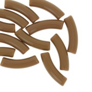 Perles tube incurvé en acrylique opaque 32x8 mm - Marron x6|raw }}
