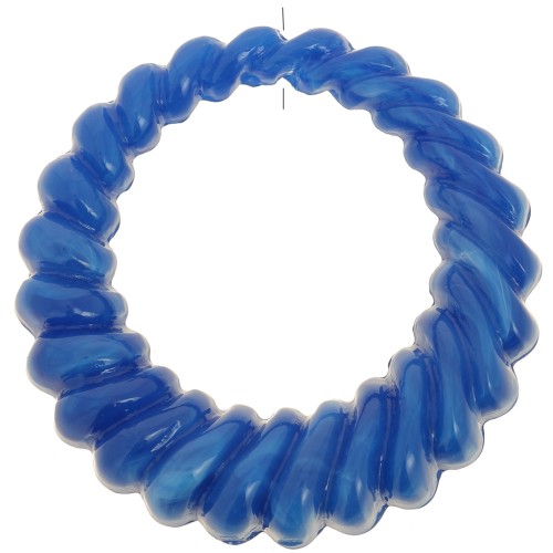 Pendentif rond évidé torsadé 29 mm en résine opaque - Bleu royal marbré x1