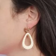 Pendentif goutte évidé torsadé 36x24.5 mm en résine opaque - Noir x1