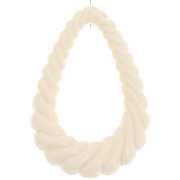 Pendentif goutte évidé torsadé 36x24.5 mm en résine opaque - Ecru x1