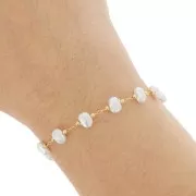 Chaîne perlée 7 mm - imitations perles d'eau douce irrégulières - Doré x50cm