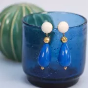 Perle poire en résine opaque 30x16 mm - Bleu royal marbré x1