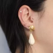 Perle poire torsadée en résine opaque 26x14 mm - Bleu marine marbré x1