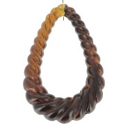 Pendentif goutte évidé torsadé 36x24.5 mm résine translucide - Ambre marbré x1|raw }}