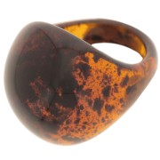 Bague bombée effet bulle en acrylique transparent - Taille 54 - Ambre tacheté x1|raw }}