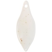 Pendentif feuille incurvé en acrylique 39.5x15 mm - Blanc cassé tacheté x1