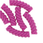 Perles tube incurvé torsadé en acrylique opaque 32x8 mm - Fuchsia x6|raw }}