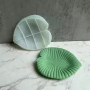 Moule silicone pour réaliser une coupelle forme feuille 16x14 cm x1