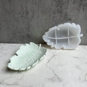 Moule silicone pour réaliser une coupelle forme feuille 16x11 cm x1|raw }}