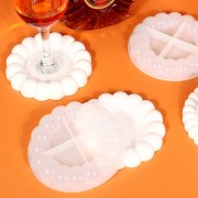 Moule silicone pour réaliser un sous-verre forme fleur 13 cm x1|raw }}