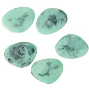 Perle plate irrégulière en résine opaque 20x27 mm - Marbré turquoise x1