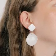 Pendentifs losange en nacre 39x44 mm Naturel x2