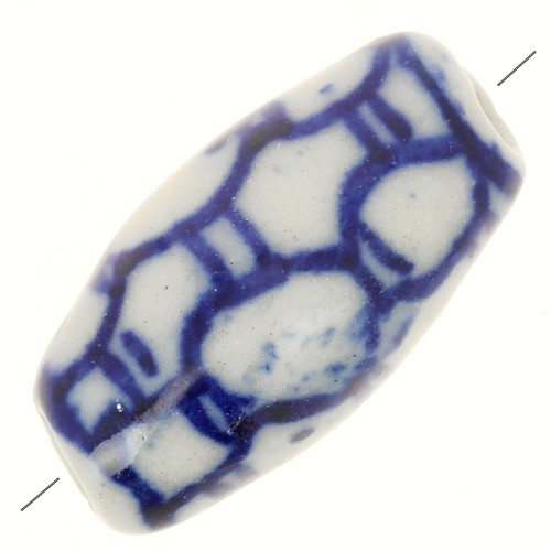Perle olive motif graphique en céramique 17x9 mm - Bleu marine - Blanc x1