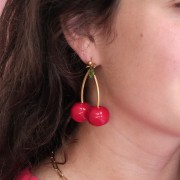 Perles rondes irregulières - Cerise - en résine 15x18 mm - Rouge foncé x4