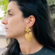 Clous d'oreilles étoile martelée 28x30 mm - Acier inoxydable 304L Doré x2