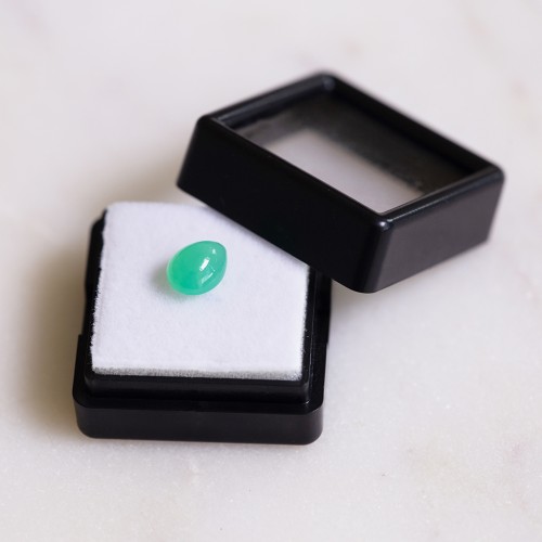 Chrysoprase poire 8x6.3 mm - 1.52 cts