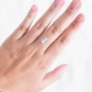 Pierre de lune rectangle 9.8x4.3 mm - 1.21 cts