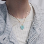 Pendentif coeur plat 19x16 mm en pierre gemme teintée - Onyx Noir x1