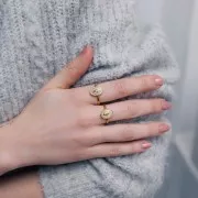 Bague réglable motif religieux T.52 à T58 avec époxy - Acier inox 304L Doré - Bleu