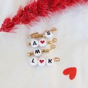 Assortiment de 200 perles plates lettres alphabet 7 mm - Beige - Doré