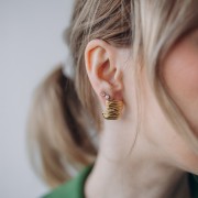 Demi-créoles ouvertes larges 20 mm effet plissé - Acier inoxydable 304L Doré x2