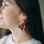 Clous d'oreilles fleur 21 mm avec résine époxy - Acier inox 304L Doré - Rouge x2