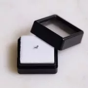 Spinelle gris taille rond 3 mm - 0.11 cts