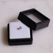 Saphir rectangle 4.05x3.05 mm - 0.30 cts|raw }}