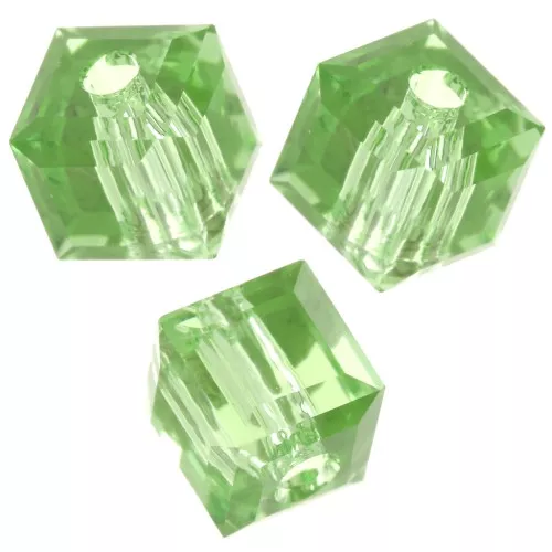 Cubes PureCrystal 5601 4 mm - Reinvented Peridot x8