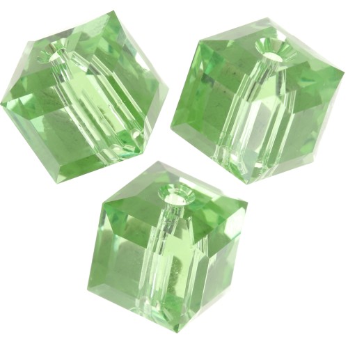 Cubes PureCrystal 5601 8 mm - Reinvented Peridot x1