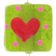 Perle carré en verre 15x15 mm - motif coeur - Vert olive - Rouge x1