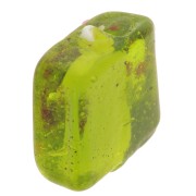 Perle carré en verre 15x15 mm - motif coeur - Vert olive - Rouge x1