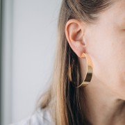 Créoles larges ouvertes 57 mm - Doré à l'or fin x2