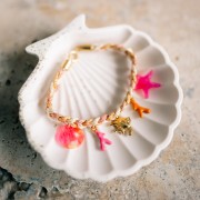 Pendentif étoile de mer 20 mm en acétate - Ecaille de tortue - Marron - Noir x1