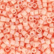 Miyuki Delica 10/0 DBM0207 - Op Tea Rose Luster x8g