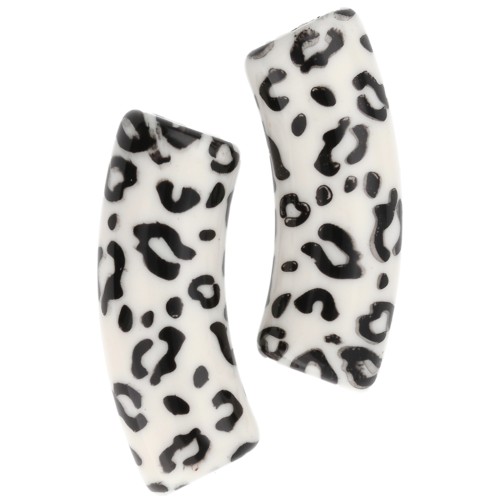 Perles tubes incurvés acrylique opaque 35x11 mm - Motif guépard - Ecru - Noir x4