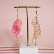 Sequins pétales de fleurs incurvés 20x17mm acrylique transparent Rose clair AB x12