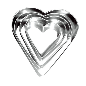 Set d'emporte-pièces en métal forme coeur x5