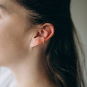 Bague d'oreille fine 13 mm avec boules - Doré à l'or fin x1