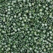 Toho Aiko 11/0 1.6 mm TA011049 - Green Lined Peridot x4g