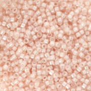 Toho Aiko 11/0 1.6 mm TA011033 - White Lined Luster Light Rosaline x4g