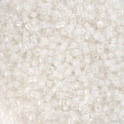 Toho Aiko 11/0 1.6 mm TA011030 - White Lined Crystal x4g|raw }}