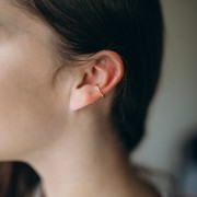 Bague d'oreille fine 13 mm effet diamanté avec boules - Doré à l'or fin x1