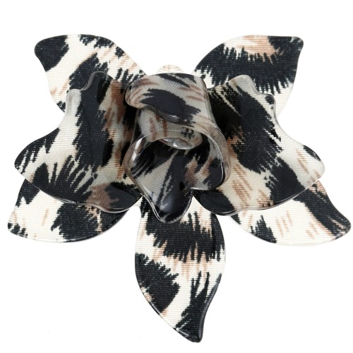 Pendentif fleur en relief 40x42.5 mm en acrylique - Léopard noir - Marron x1