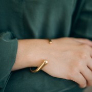 Bracelet jonc ovale design 9x165 mm - Acier inoxydable 304L Doré x1