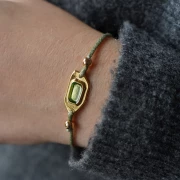 Intercalaire irrégulier 22x11 mm résine époxy effet vitrail Doré à l'or fin - Vert