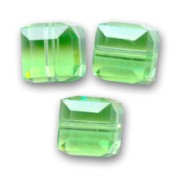Cube Swarovski 5601 6 mm Peridot x1|raw }}