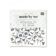 Assortiment de 165 perles plates - lettres alphabet - 7mm Blanc/Noir