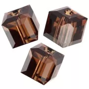 Cube PureCrystal 5601 6 mm - Reinvented Smoked Topaz x1