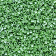 Toho Aiko 11/0 1.6 mm TA01130 - Opaque Mint Green Luster x4g|raw }}